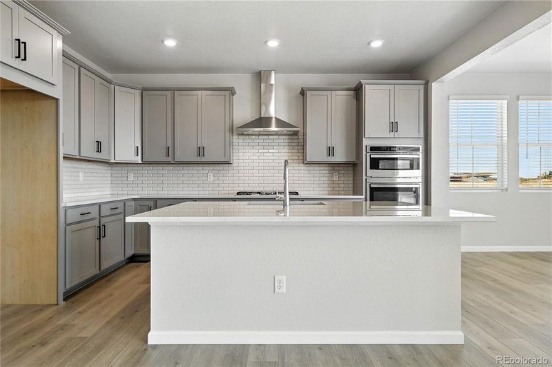 4284 Ridgewalk Point, Castle Rock, CO 80108