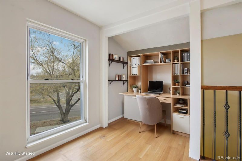 925 Elm St, Denver, CO 80220