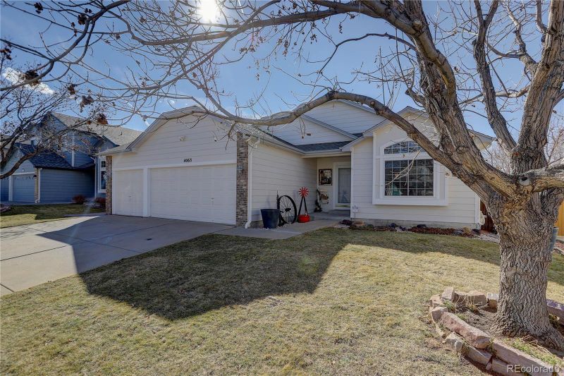4063 S Lisbon Way, Aurora, CO 80013