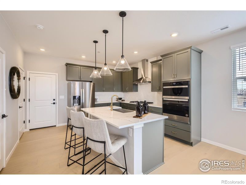 760 Silver Maple Ln, Fort Collins, CO 80524
