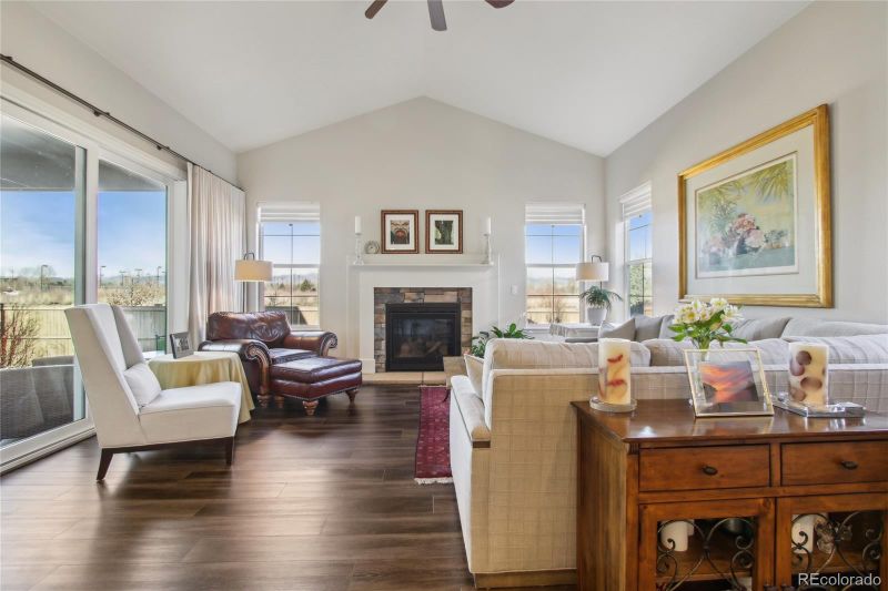 215 Western Sky Cir, Longmont, CO 80501