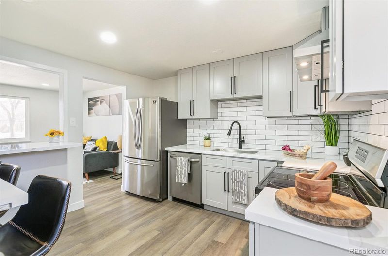 315 S Xapary St, Aurora, CO 80012