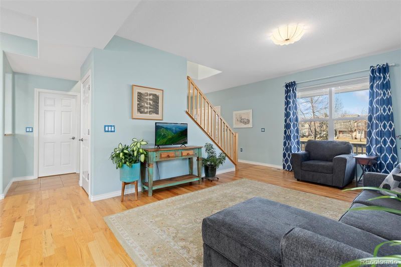 427 S Parkside Dr, Longmont, CO 80501