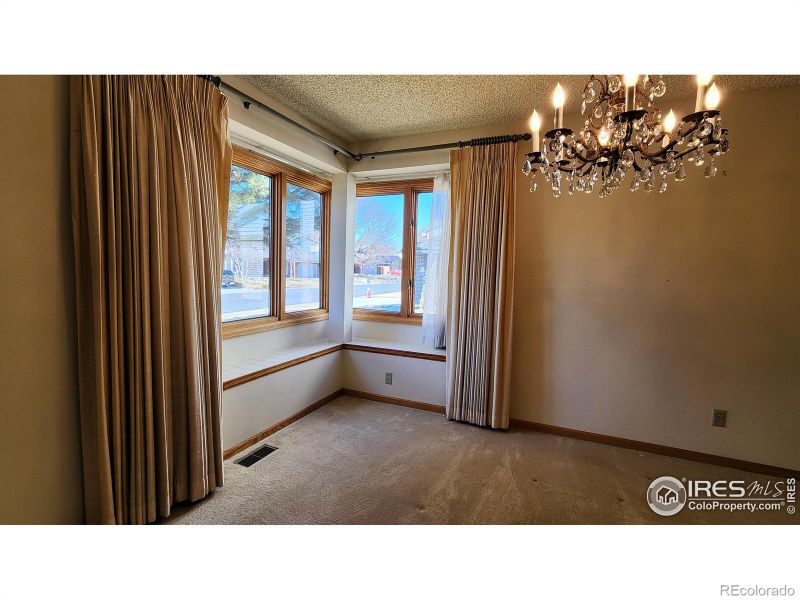 2136 Westlake Dr, Longmont, CO 80503