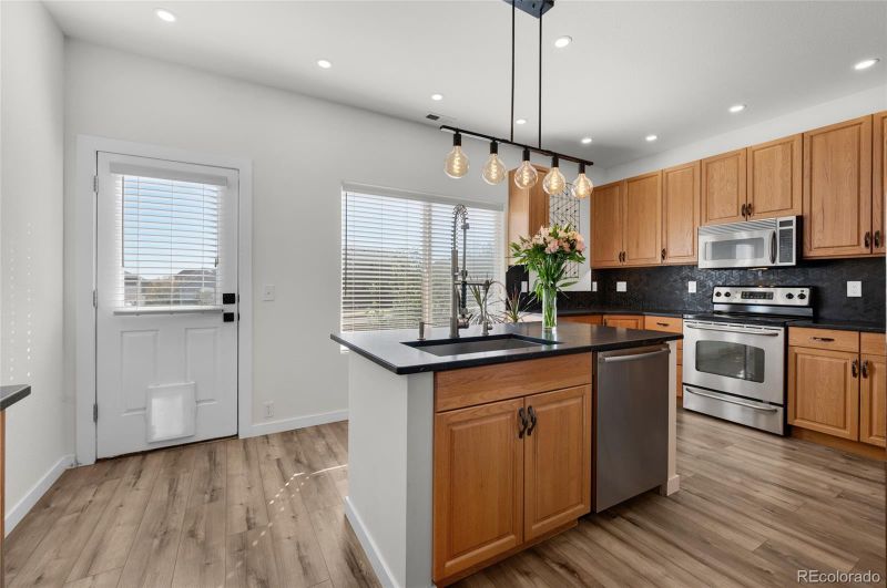 8790 Silver Glen Dr, Fountain, CO 80817