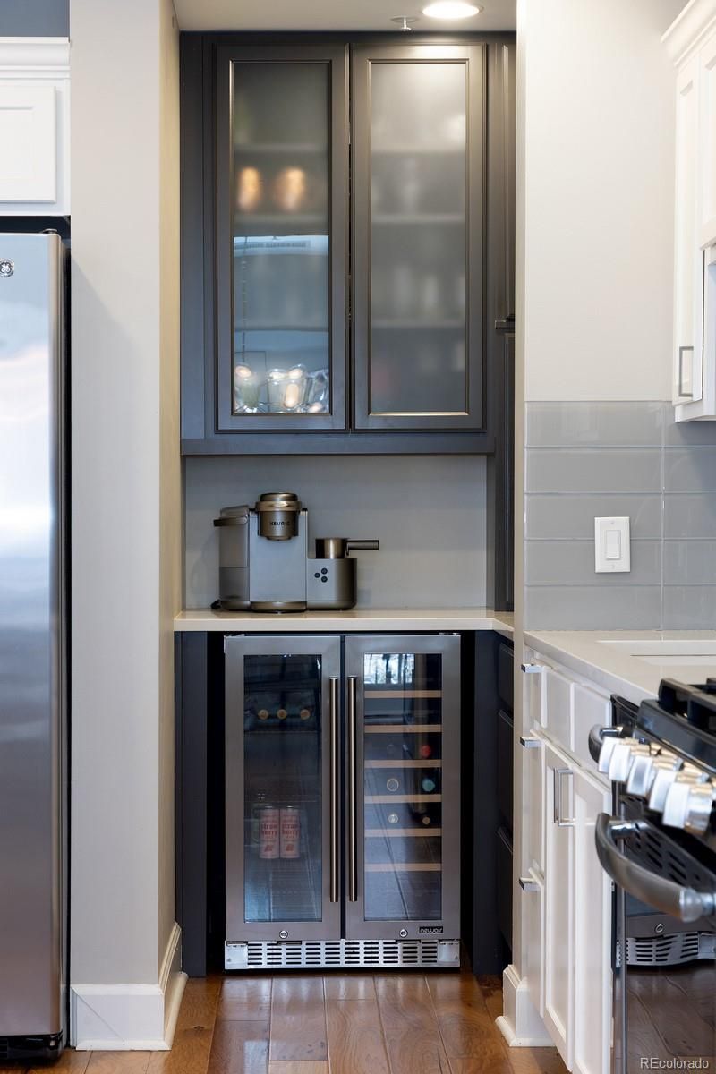 1631 N Emerson St #321, Denver, CO 80218