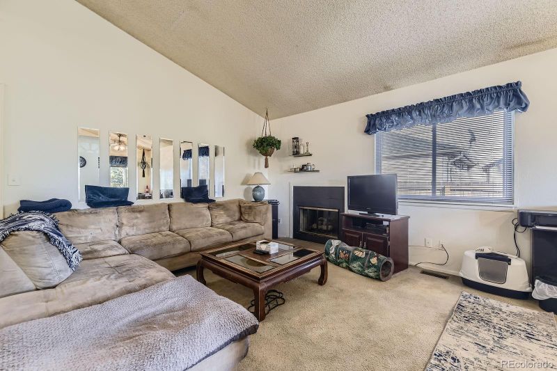 18890 E Carmel Cir, Aurora, CO 80011