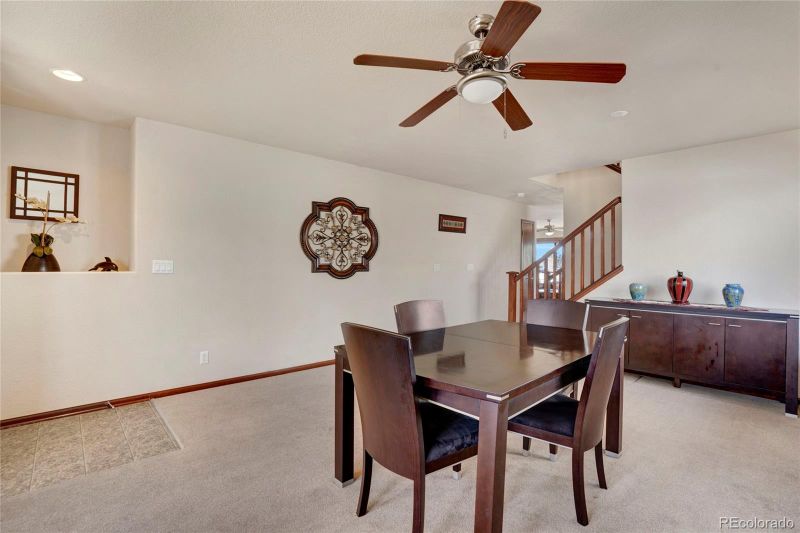 5511 Kittredge St, Denver, CO 80239