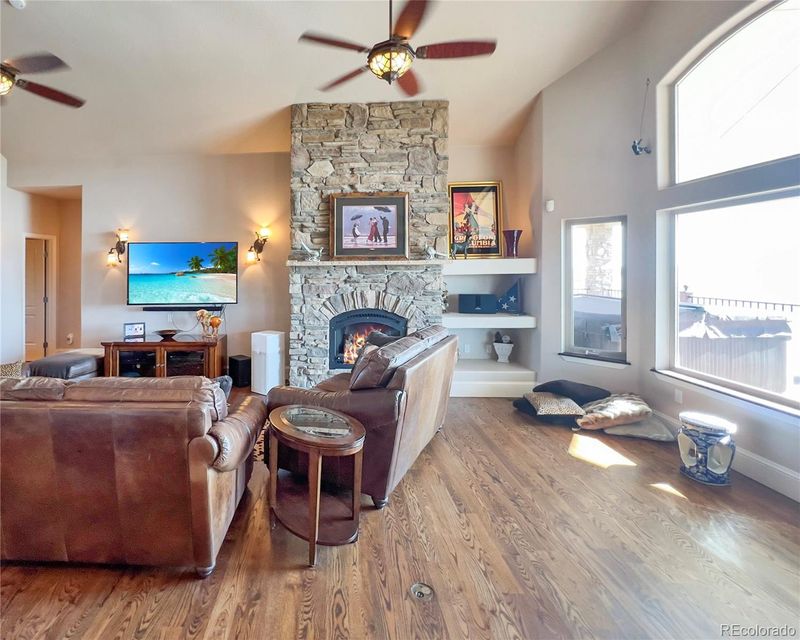 620 Coyote Trl, Elizabeth, CO 80107