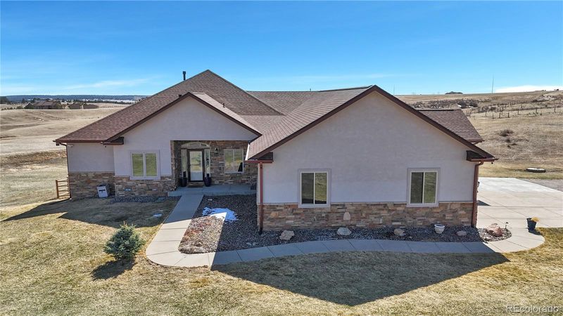 620 Coyote Trl, Elizabeth, CO 80107