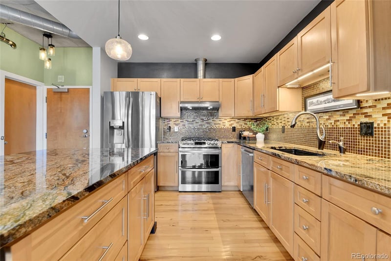 1860 N Washington St #212, Denver, CO 80203