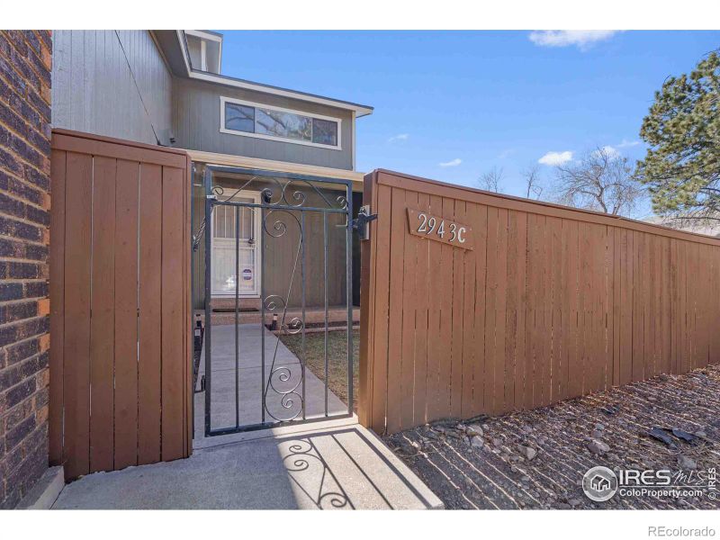 2943 Rams Ln #C, Fort Collins, CO 80526