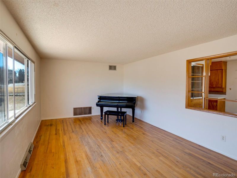 1161 Supple Cir, Pueblo, CO 81006