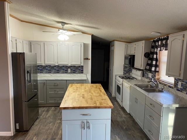 15758 Deerfield St, Sterling, CO 80751