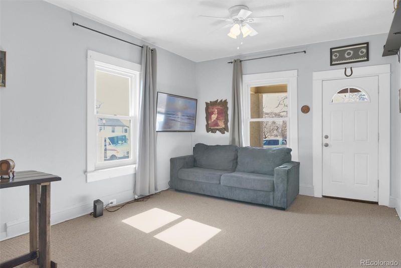 4710 Pennsylvania St, Denver, CO 80216