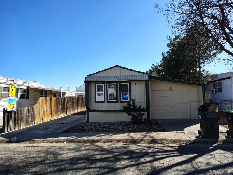 3241 E 84th Dr, Thornton, CO 80229