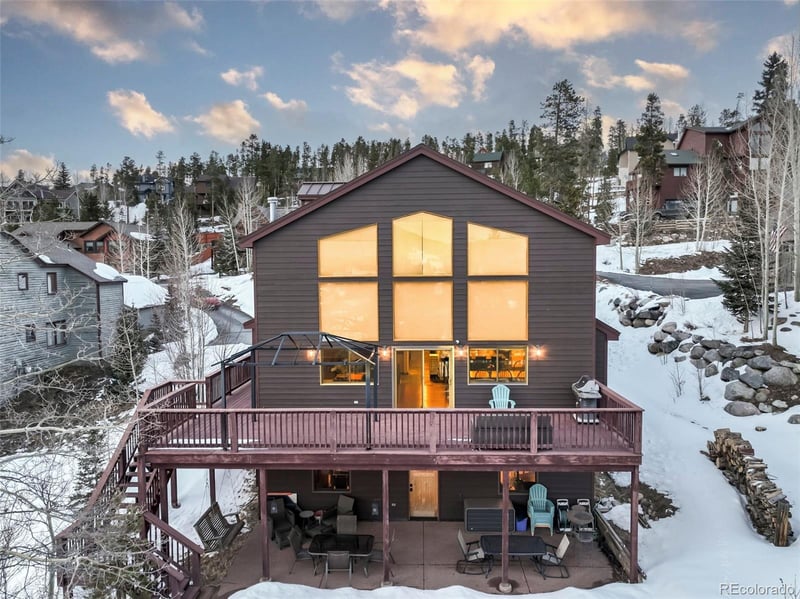 302 Idlewild Dr, Dillon, CO 80435