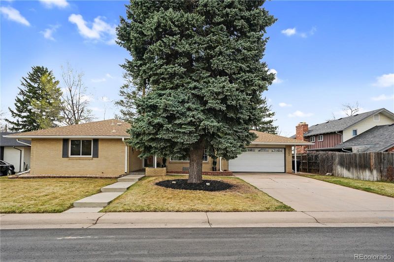 3292 S Wabash Ct, Denver, CO 80231