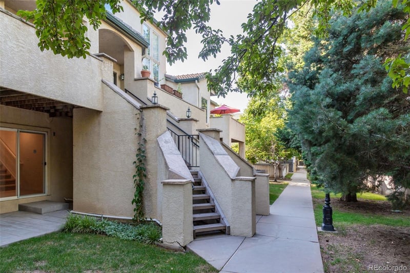 6102 E Yale Ave, Denver, CO 80222