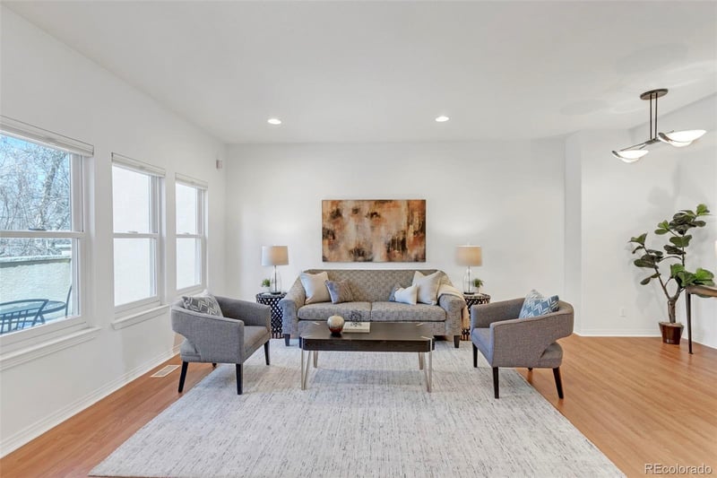 6102 E Yale Ave, Denver, CO 80222