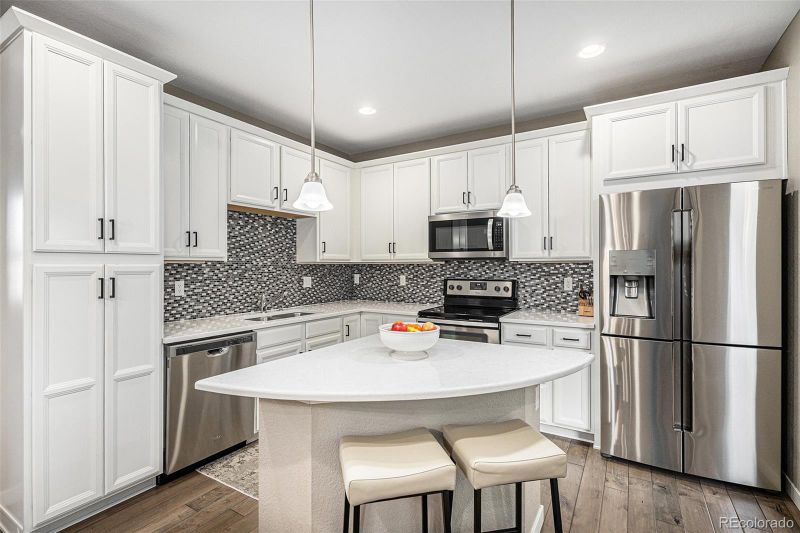 10066 Belvedere Cir, Lone Tree, CO 80124