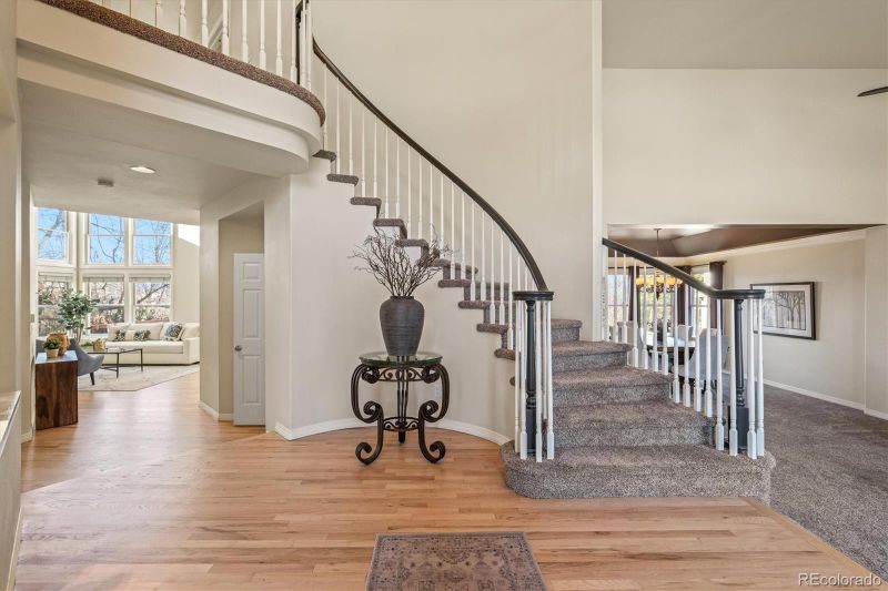 853 Huntington Dr, Highlands Ranch, CO 80126