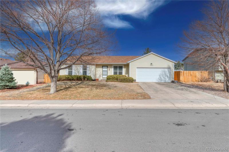 1167 S Ceylon St, Aurora, CO 80017