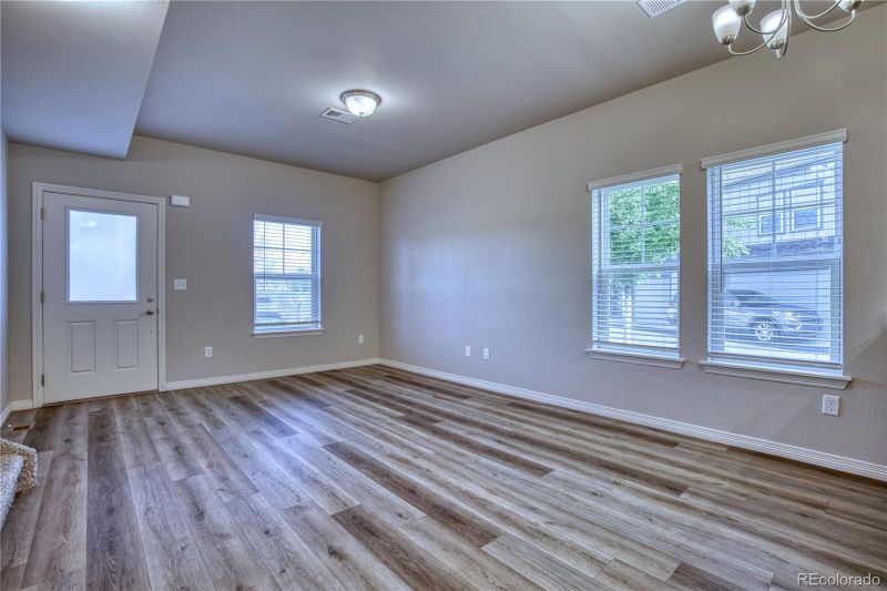 899 Winding Brook Dr, Berthoud, CO 80513