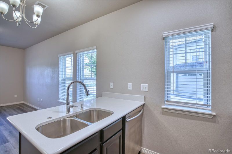 899 Winding Brook Dr, Berthoud, CO 80513