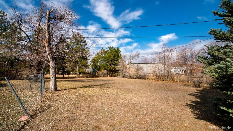 1501 E Panama Dr, Centennial, CO 80121