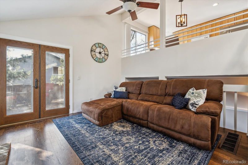 9519 Devon Ct, Highlands Ranch, CO 80126