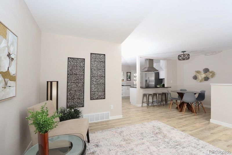 1731 S Naples St, Aurora, CO 80017