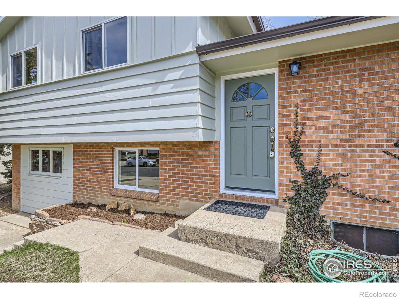 4288 Graham Ct, Boulder, CO 80305