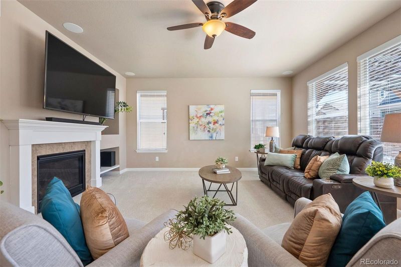 18926 W 93rd Ave, Arvada, CO 80007