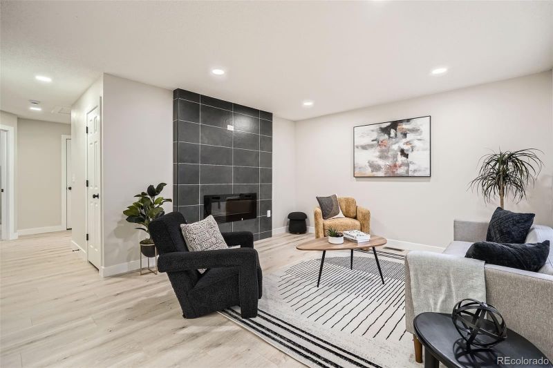 17443 E Temple Dr, Aurora, CO 80015