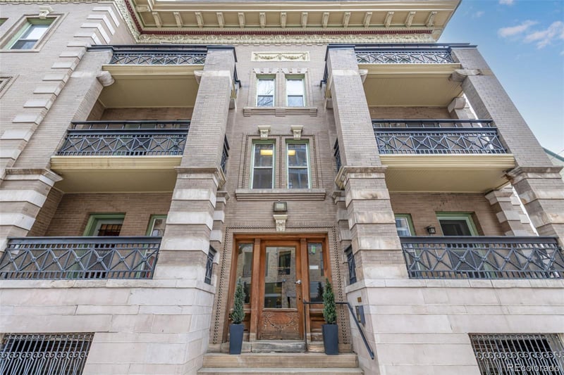 1210 E Colfax Ave #301, Denver, CO 80218
