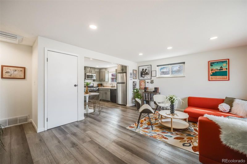 1308 W 102nd Ave, Northglenn, CO 80260