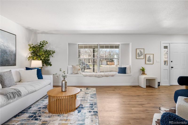 10234 W Geddes Cir, Littleton, CO 80127