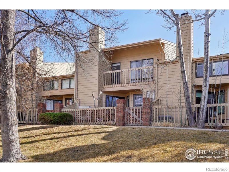 5052 Buckingham Rd, Boulder, CO 80301