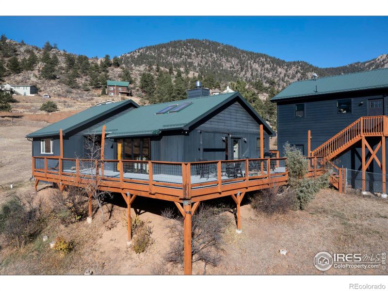 57 Makah Ln, Lyons, CO 80540