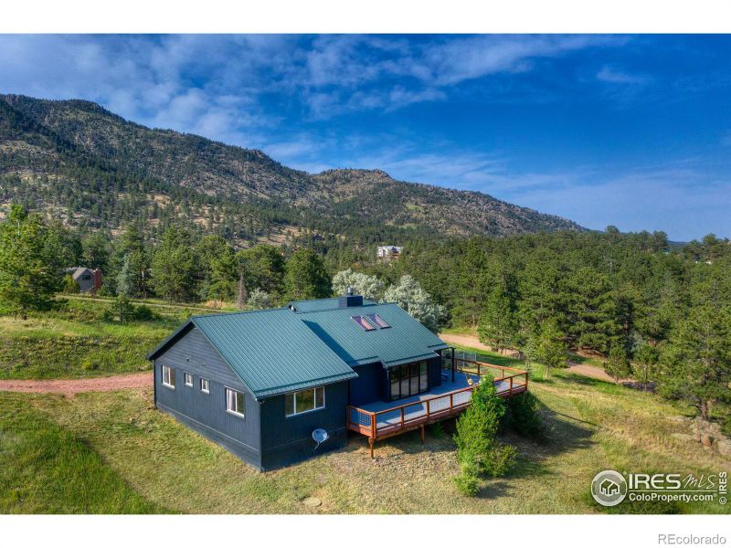 57 Makah Ln, Lyons, CO 80540