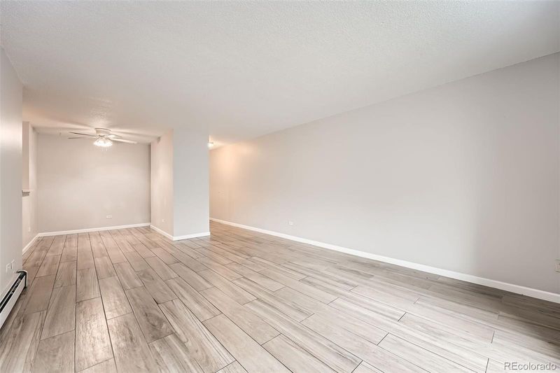 2231 S Vaughn Way #205B, Aurora, CO 80014