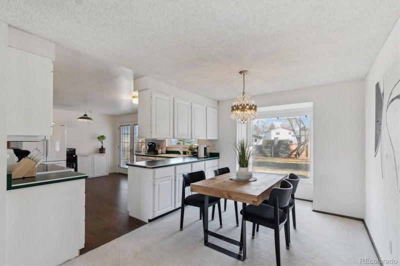 7218 W Frost Dr, Littleton, CO 80128