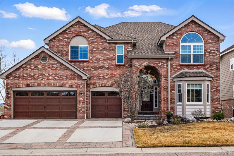 112 Willowleaf Dr, Littleton, CO 80127