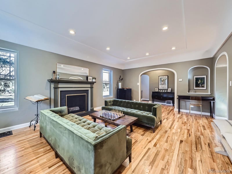 2540 Forest St, Denver, CO 80207