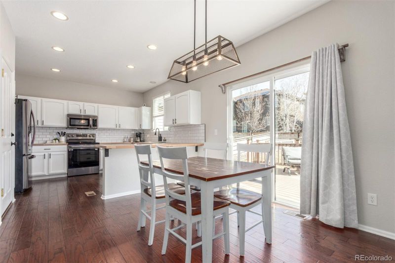 10438 Olathe Way, Commerce City, CO 80022