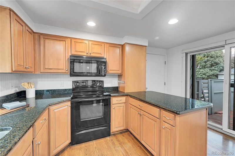 3082 E Long Cir S, Centennial, CO 80122