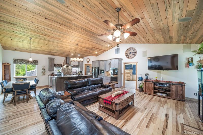 1415 Isabell St, Golden, CO 80401