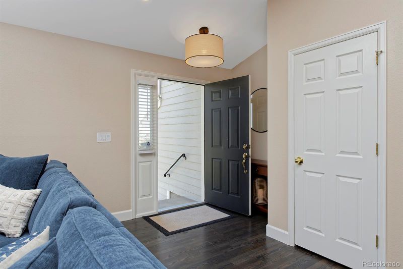 416 Eisenhower Dr, Louisville, CO 80027