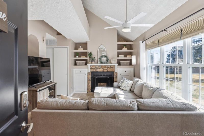 8331 S Upham Way #101, Littleton, CO 80128